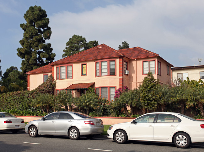 1601 California Ave in Santa Monica, CA - Building Photo - Building Photo