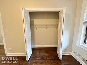 730 W Roscoe St, Unit 732-3N in Chicago, IL - Building Photo - Building Photo