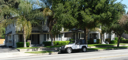 East Orange Grove Apartments in Pasadena, CA - Building Photo - Building Photo