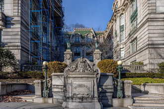 Stoneholm in Brookline, MA - Foto de edificio - Building Photo
