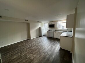 714 Chadwick S St, Unit B in Philadelphia, PA - Building Photo - Building Photo