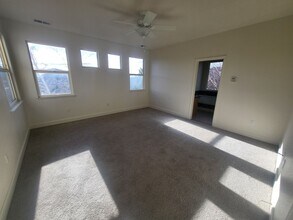 2495 Table Rock Dr in Carson City, NV - Foto de edificio - Building Photo