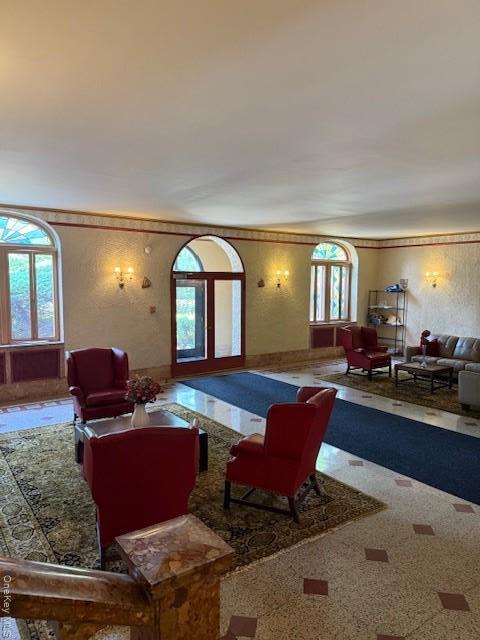12 Hamilton Pl in Garden City, NY - Building Photo - Building Photo