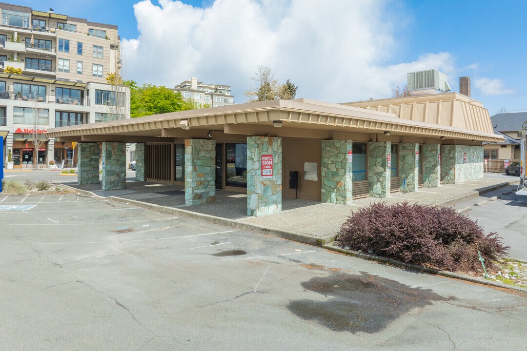 Central Peak in Kirkland, WA - Building Photo