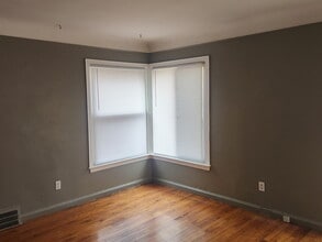 16410 Edmore Dr in Detroit, MI - Building Photo - Building Photo