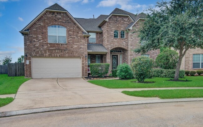 21331 Parham Cir