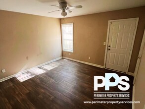 2504 Oldknow Dr in Atlanta, GA - Building Photo - Building Photo