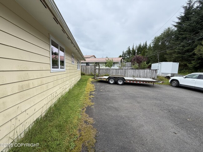 5401 Densley Dr in Ketchikan, AK - Building Photo - Building Photo