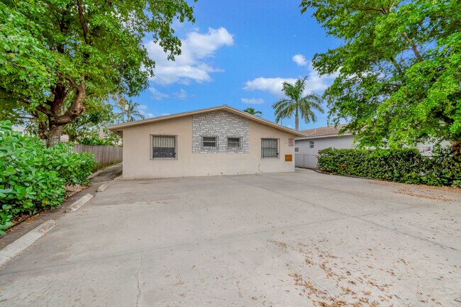 property at 421 S J St