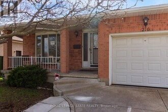 216 Ravenbury Dr in Hamilton, ON - Building Photo - Building Photo
