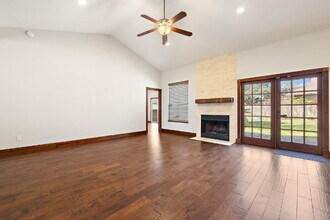 9408 Doliver Dr in Austin, TX - Building Photo - Building Photo