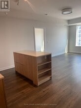 25 Nicholas Ave in Toronto, ON - Building Photo - Building Photo