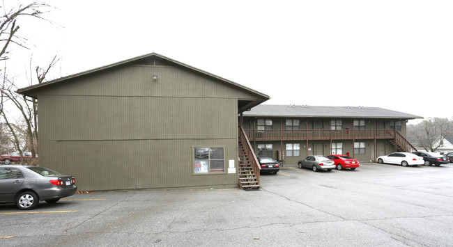 Campus Edge Townhomes in Fayetteville, AR - Building Photo - Building Photo