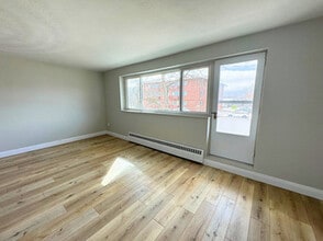 The Continental in Sault Ste Marie, ON - Building Photo - Floor Plan