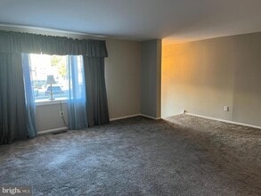 4417 Crossland Rd in Philadelphia, PA - Building Photo - Building Photo