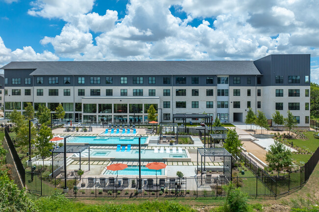 The Standard on the River in Houston, TX - Foto de edificio - Building Photo