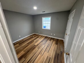 2158 Highland Lick Rd, Unit 2158 Highland Lick Rd in Russellville, KY - Building Photo - Building Photo