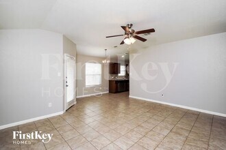 2667 Diamondback Trail in New Braunfels, TX - Building Photo - Building Photo
