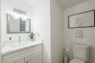 6705 Lodge St in Houston, TX - Building Photo - Building Photo