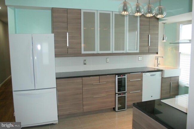 property at 1040 6th St NE