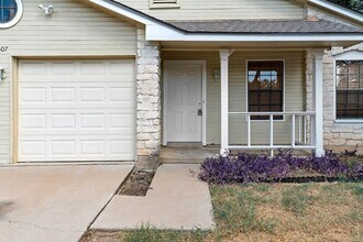 607 Russet Valley Dr in Cedar Park, TX - Building Photo - Building Photo
