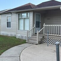 3402 Seabrook St in Houston, TX - Building Photo