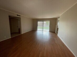 701 W Vaughn St in Tempe, AZ - Building Photo - Building Photo