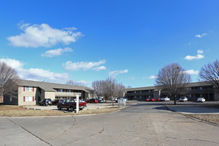Brook Ridge Apartments in Granite City, IL - Building Photo