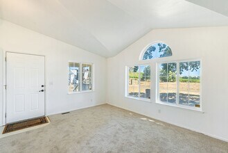 1285 Henry Rd in Napa, CA - Building Photo - Building Photo