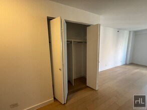 East 39th Street in New York, NY - Building Photo - Building Photo
