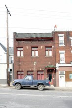 430 Brownsville Rd in Pittsburgh, PA - Building Photo - Building Photo