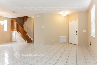 2031 NW 190th Ave in Pembroke Pines, FL - Foto de edificio - Building Photo