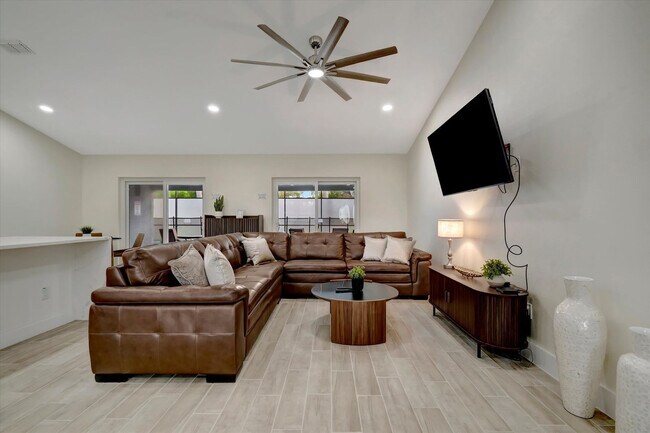 7724 Simon Ridge Ct in Kissimmee, FL - Building Photo - Building Photo