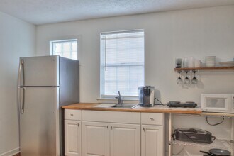 1714B Villa Pl in Nashville, TN - Building Photo - Building Photo