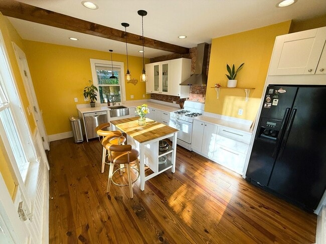 property at 11 Hadwin Way