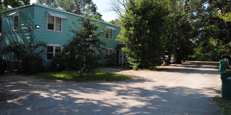 815 Shirley St Photo