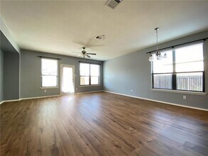 1028 Regency Ln in Round Rock, TX - Building Photo - Building Photo
