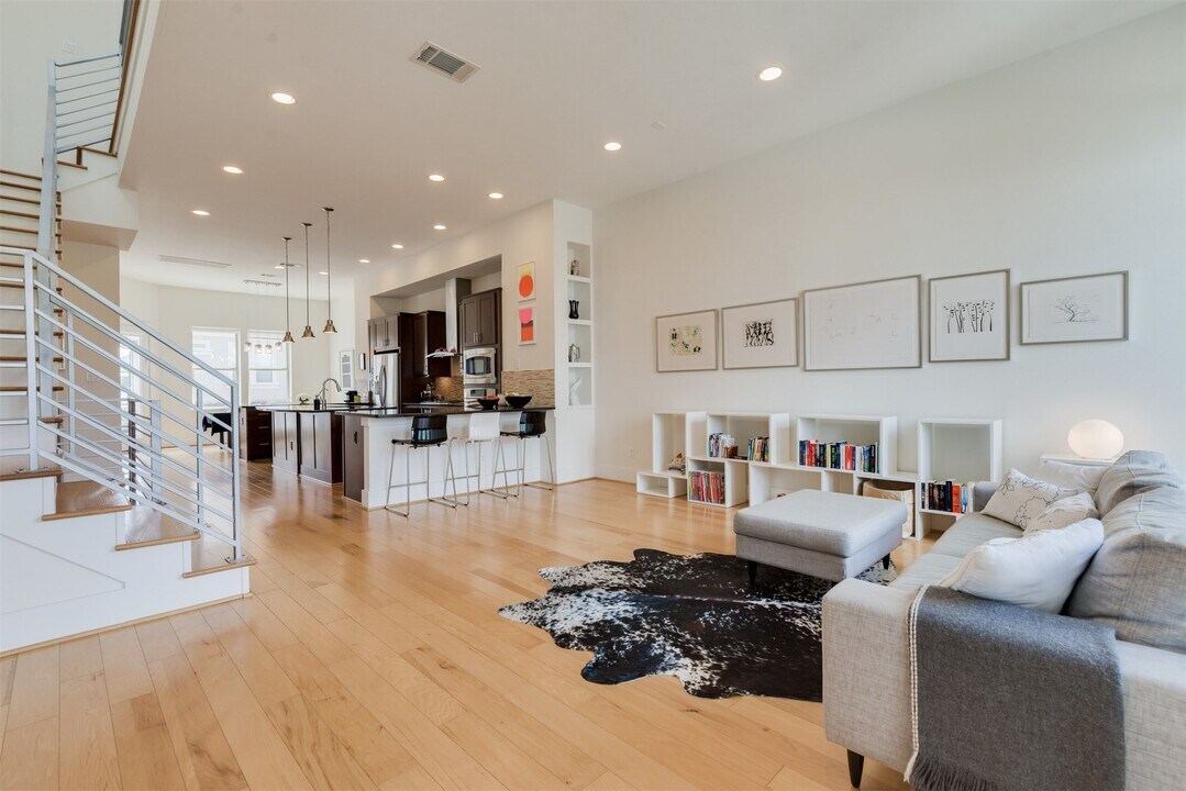 5429C Hidalgo St in Houston, TX - Building Photo