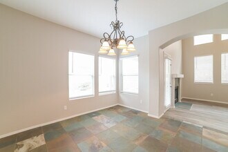 4910 W Marco Polo Rd in Glendale, AZ - Foto de edificio - Building Photo