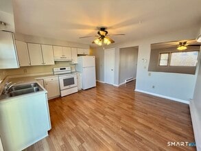 3 Bayview Pl in West Haven, CT - Building Photo - Building Photo