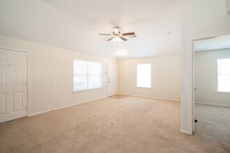 19703 Byron Meadows Dr in Katy, TX - Building Photo - Building Photo