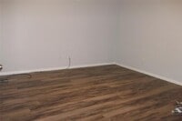 4218 Mallow St photo'