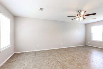 7219 Rising Brook Dr in Cypress, TX - Building Photo - Building Photo