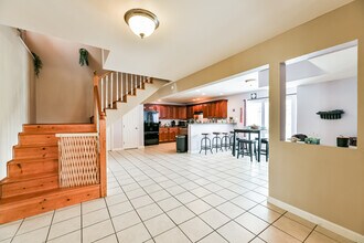 6116 Avenue Q 1/2 in Galveston, TX - Foto de edificio - Building Photo