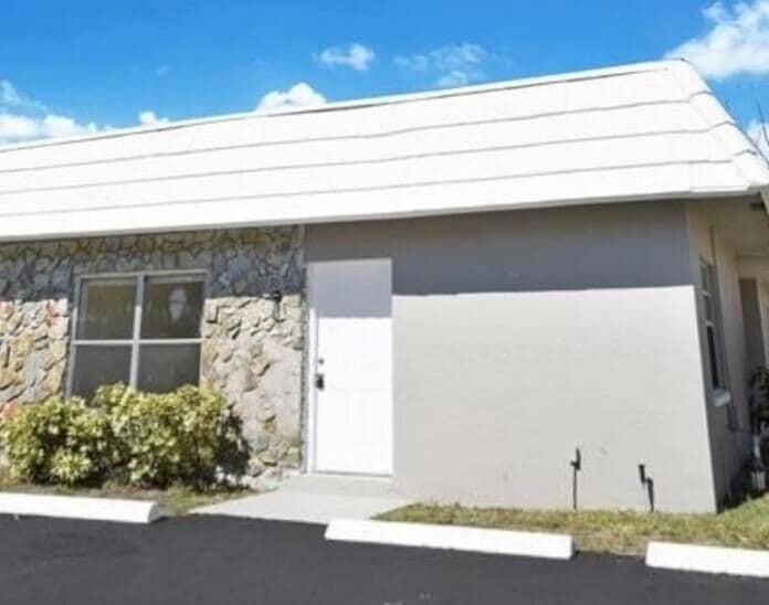 2941 NW 43 Terrace, Unit 3905J-1G in Lauderdale Lakes, FL - Building Photo