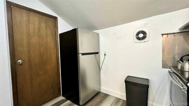 22 Ludlam Ave in Bayville, NY - Building Photo - Building Photo