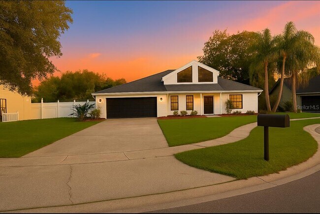 property at 3306 Del Prado Ct