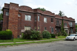 910 Cumberland Ave in Dayton, OH - Building Photo - Building Photo