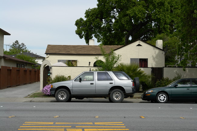 1520-1522 Jefferson Ave in Redwood City, CA - Building Photo - Building Photo