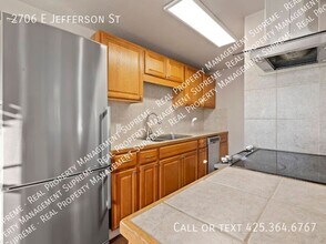 2706 E Jefferson St in Seattle, WA - Building Photo - Building Photo